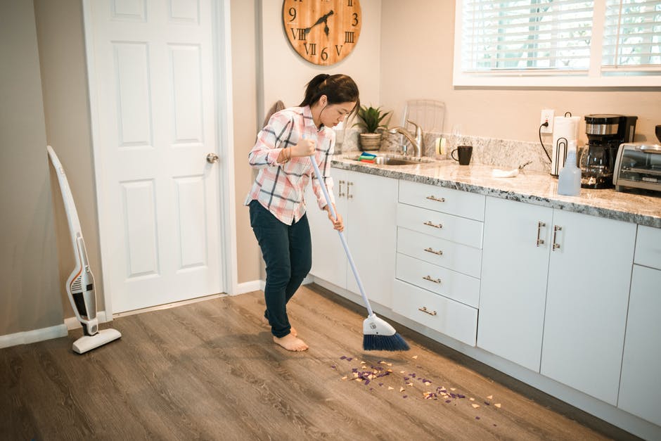 Saving Time and Energy: Quick Cleaning Hacks for Efficient Turnovers in Park City, Utah